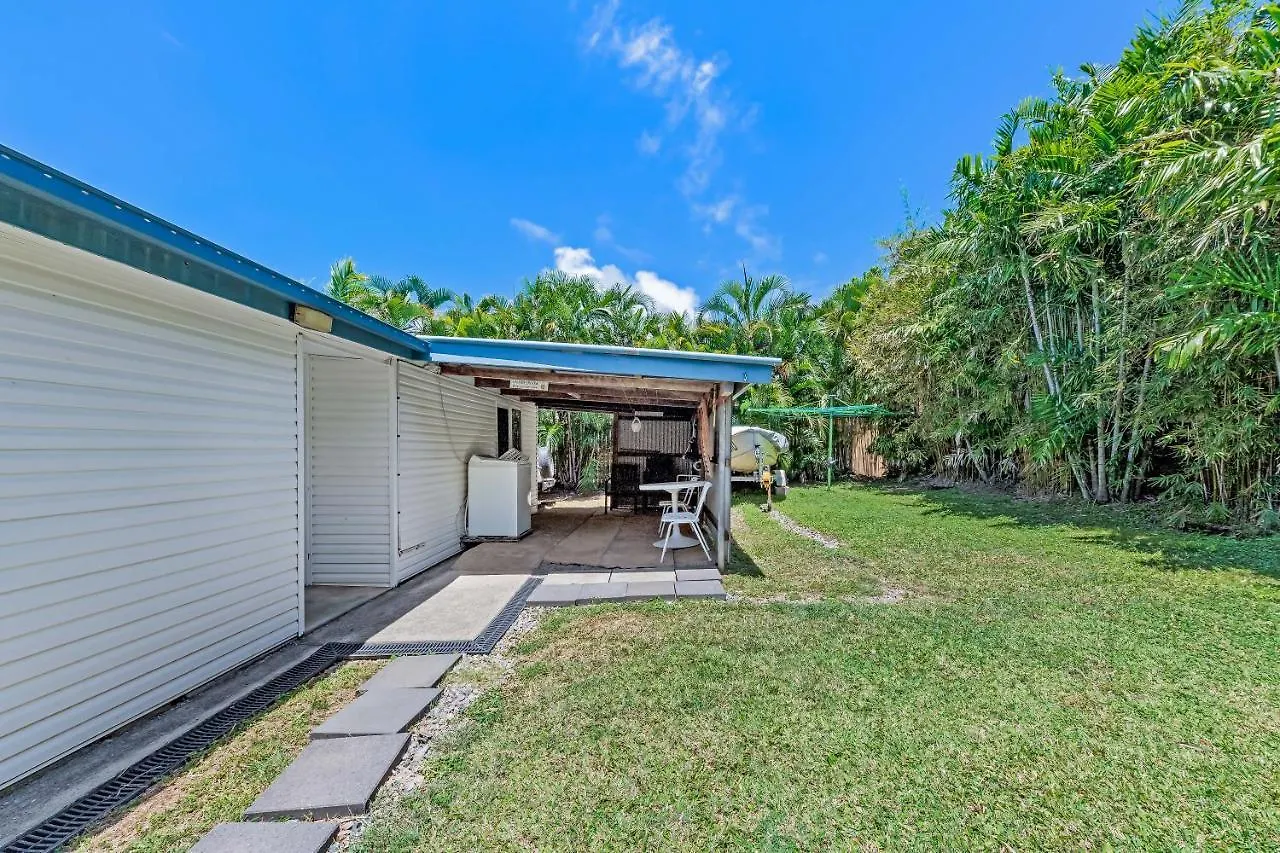 Airlie Getaway - Airlie Beach 0*,